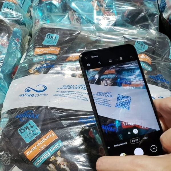 Plastiweber recebe prêmio internacional por linha de embalagens secundárias de alta performance feitas com plástico 100% reciclado